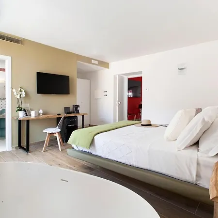 Yourhome - Lidia & 4*