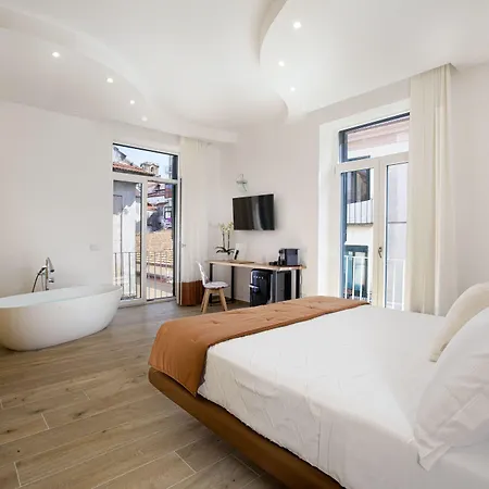 Yourhome - Lidia & 4*