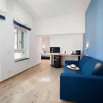Yourhome - Lidia &
