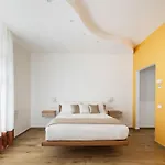 Yourhome - Lidia &