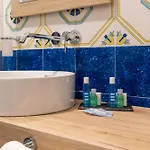 Yourhome - Lidia & Πανσιόν