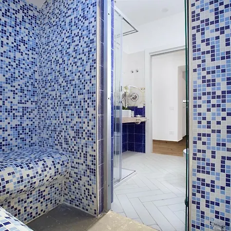 Yourhome - Lidia &