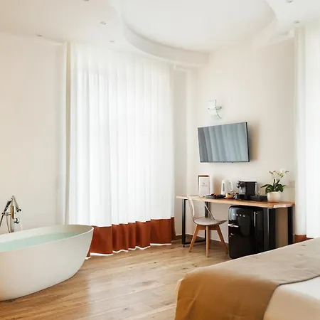 Yourhome - Lidia & 4*