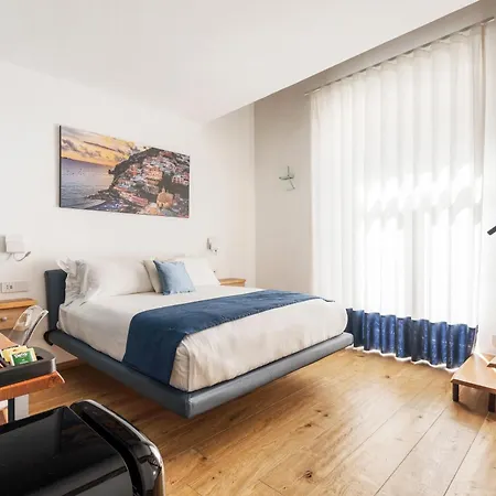 Yourhome - Lidia & *