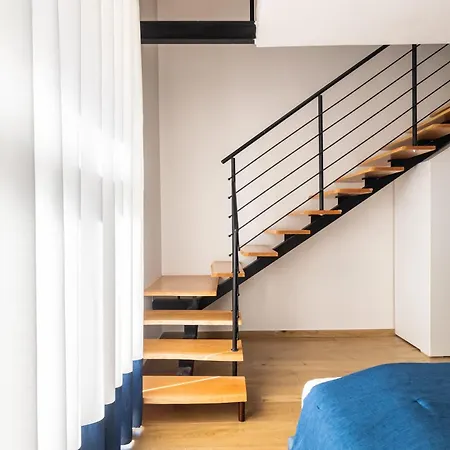Yourhome - Lidia & 4*