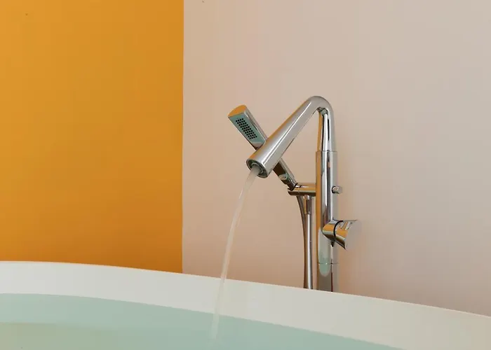 Yourhome - Lidia & Pensión 4*