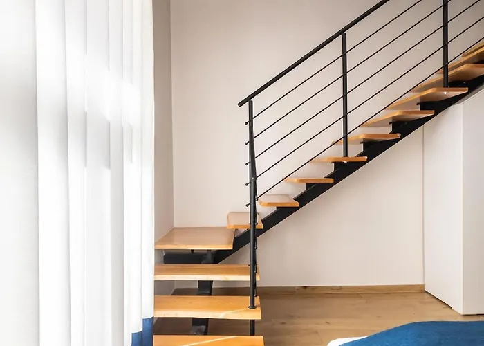 Yourhome - Lidia & 4*