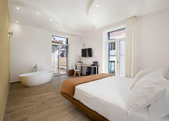 Yourhome - Lidia & 4*