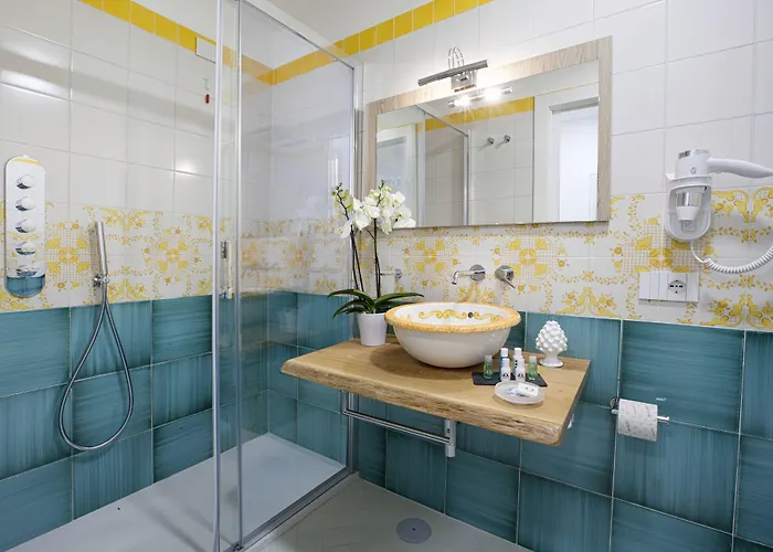 Gasthof Yourhome - Lidia &